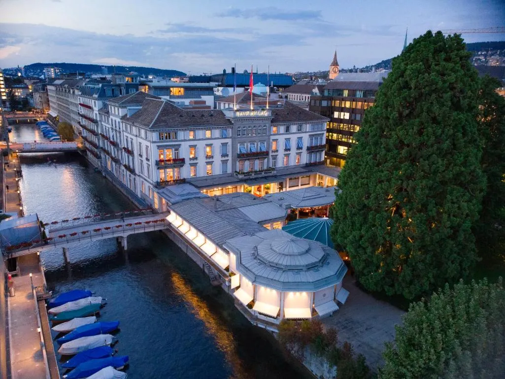 Image of Baur au Lac